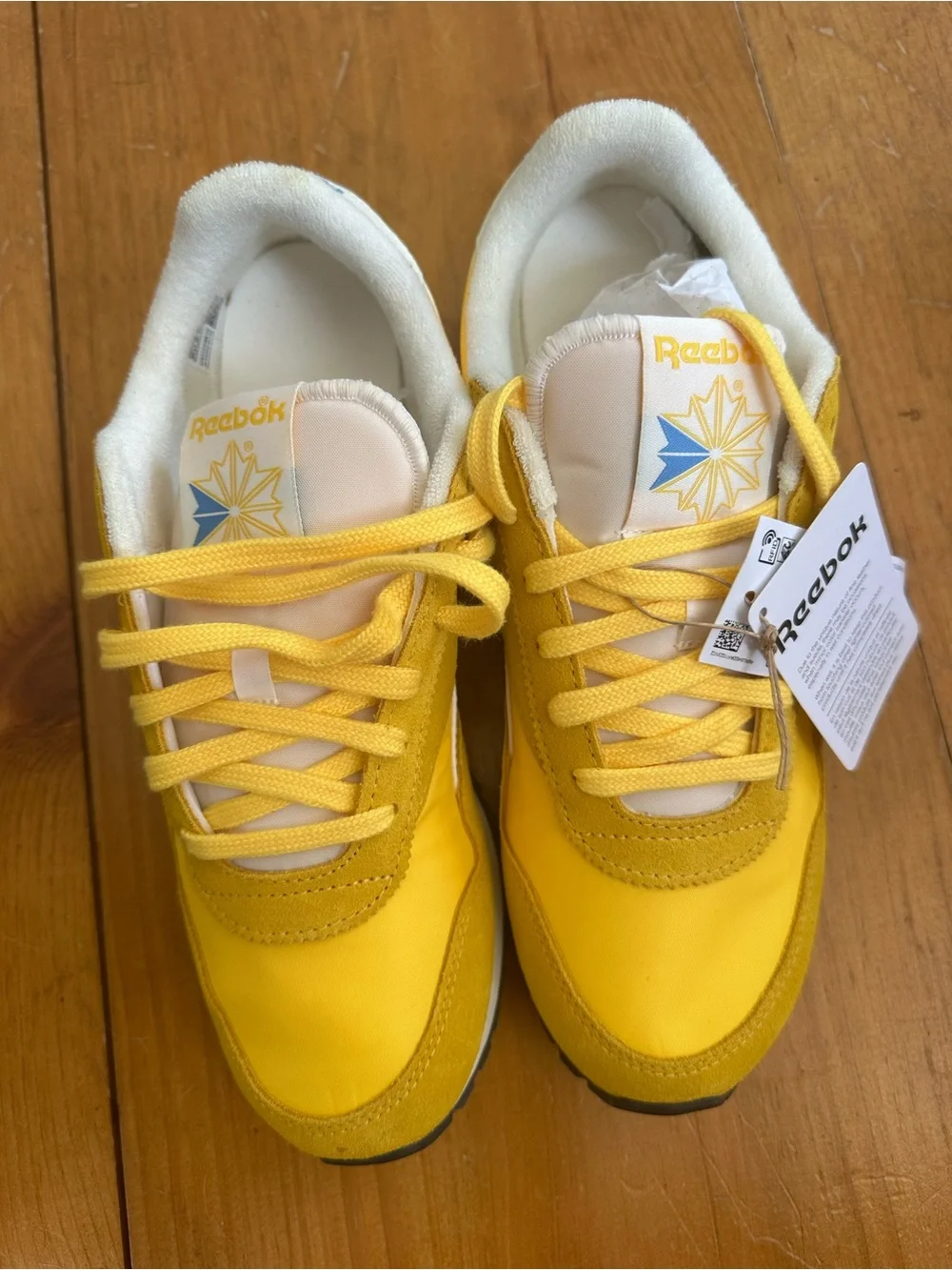 NWT Reebok Women’s 10.5 Classic AZ Running Shoes